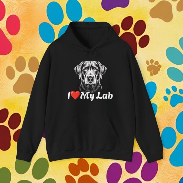 I love my Lab! Charming design on a unisex heavy blend hooded sweatshirt. Cozy, comfortable & durable, perfect for Labrador lovers.